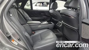 Lexus LS, 2021 — миниатюра 17