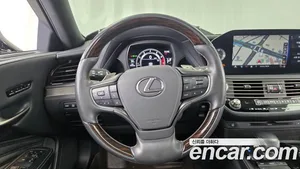 Lexus LS, 2021 — миниатюра 18