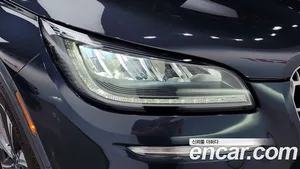 Lincoln Corsair, 2022 — миниатюра 8