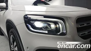 Mercedes-Benz GLB-Class, 2022 — миниатюра 7