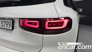 Mercedes-Benz GLB-Class, 2022 — миниатюра 8