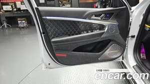 Genesis G70, 2019 — миниатюра 14