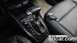 Kia Stonic, 2018 — миниатюра 11