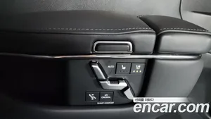 Toyota Alphard, 2024 — миниатюра 24