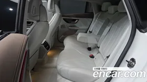 Mercedes-Benz EQE, 2023 — миниатюра 18
