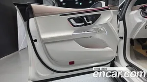 Mercedes-Benz EQE, 2023 — миниатюра 14