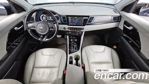 Kia Niro, 2017 — миниатюра 10