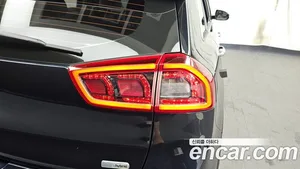Kia Niro, 2017 — миниатюра 9