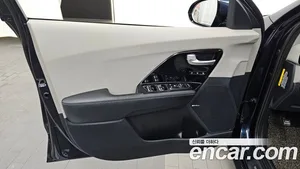 Kia Niro, 2017 — миниатюра 14