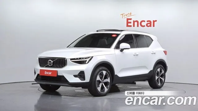 Volvo XC40, 2024 — фото автомобиля из Кореи