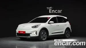 Kia Niro, 2023 — миниатюра 1