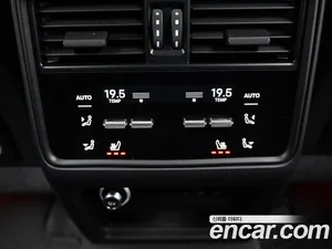 Porsche Cayenne, 2025 — миниатюра 14