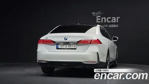 BMW 5-Series, 2023 — миниатюра 4