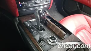 Maserati Quattroporte, 2017 — миниатюра 9