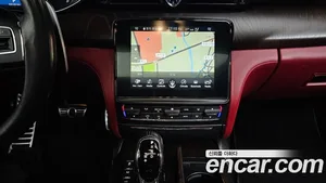Maserati Quattroporte, 2017 — миниатюра 13