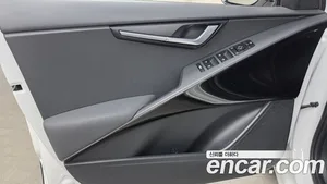 Kia Niro, 2022 — миниатюра 13