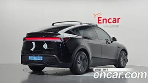 Tesla Model Y, 2025 — миниатюра 2