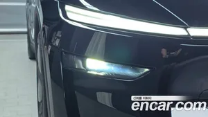 Tesla Model Y, 2025 — миниатюра 8