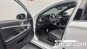Genesis G70, 2018 — миниатюра 10