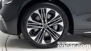 Mercedes-Benz E-Class, 2025 — миниатюра 5