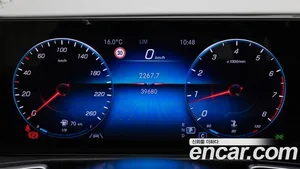 Mercedes-Benz GLB-Class, 2023 — миниатюра 8