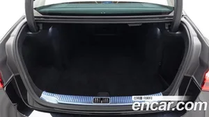 Mercedes-Benz S-Class, 2025 — миниатюра 11