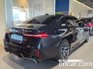 BMW i5, 2025 — миниатюра 2