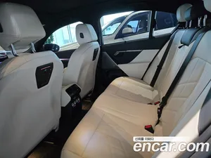 BMW i5, 2025 — миниатюра 11