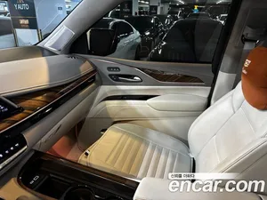 Cadillac Escalade, 2021 — миниатюра 16