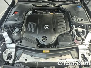 Mercedes-Benz E-Class, 2023 — миниатюра 6