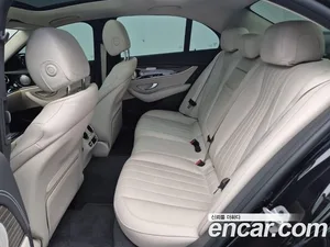 Mercedes-Benz E-Class, 2023 — миниатюра 12