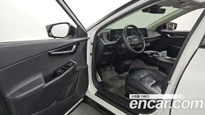 Kia EV6, 2023 — миниатюра 10