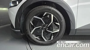 Hyundai Ioniq 5, 2024 — миниатюра 5