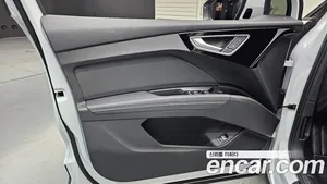 Audi Q4 e-tron, 2025 — миниатюра 14
