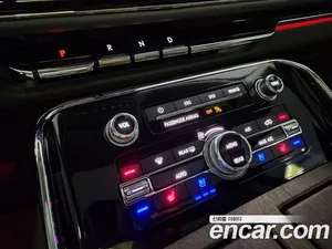 Lincoln Navigator, 2023 — миниатюра 15