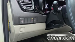 Kia Carnival, 2016 — миниатюра 25