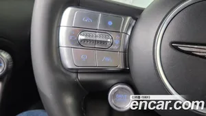 Genesis GV60, 2022 — миниатюра 21