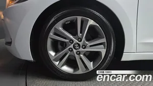 Hyundai Avante, 2018 — миниатюра 5