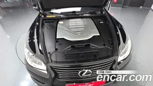 Lexus LS, 2017 — миниатюра 6