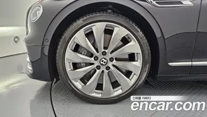 Bentley Flying Spur, 2022 — миниатюра 4