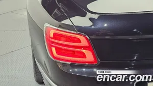 Bentley Flying Spur, 2022 — миниатюра 8