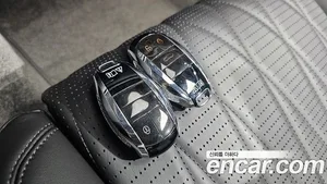 Bentley Flying Spur, 2022 — миниатюра 37