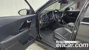 Kia Niro, 2019 — миниатюра 10