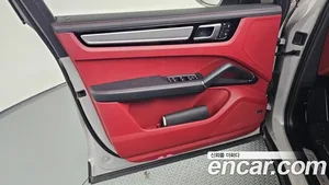 Porsche Cayenne, 2022 — миниатюра 13