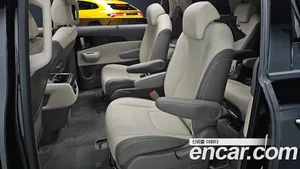 Kia Carnival, 2024 — миниатюра 17