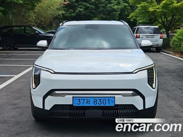 Kia EV3, 2026 — фото автомобиля из Кореи