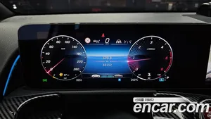 Mercedes-Benz GLB-Class, 2024 — миниатюра 11