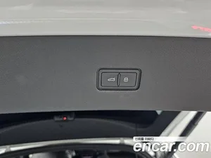 Audi Q8, 2023 — миниатюра 20