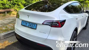 Tesla Model Y, 2022 — миниатюра 8