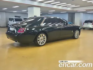 Rolls-Royce Ghost, 2022 — миниатюра 2